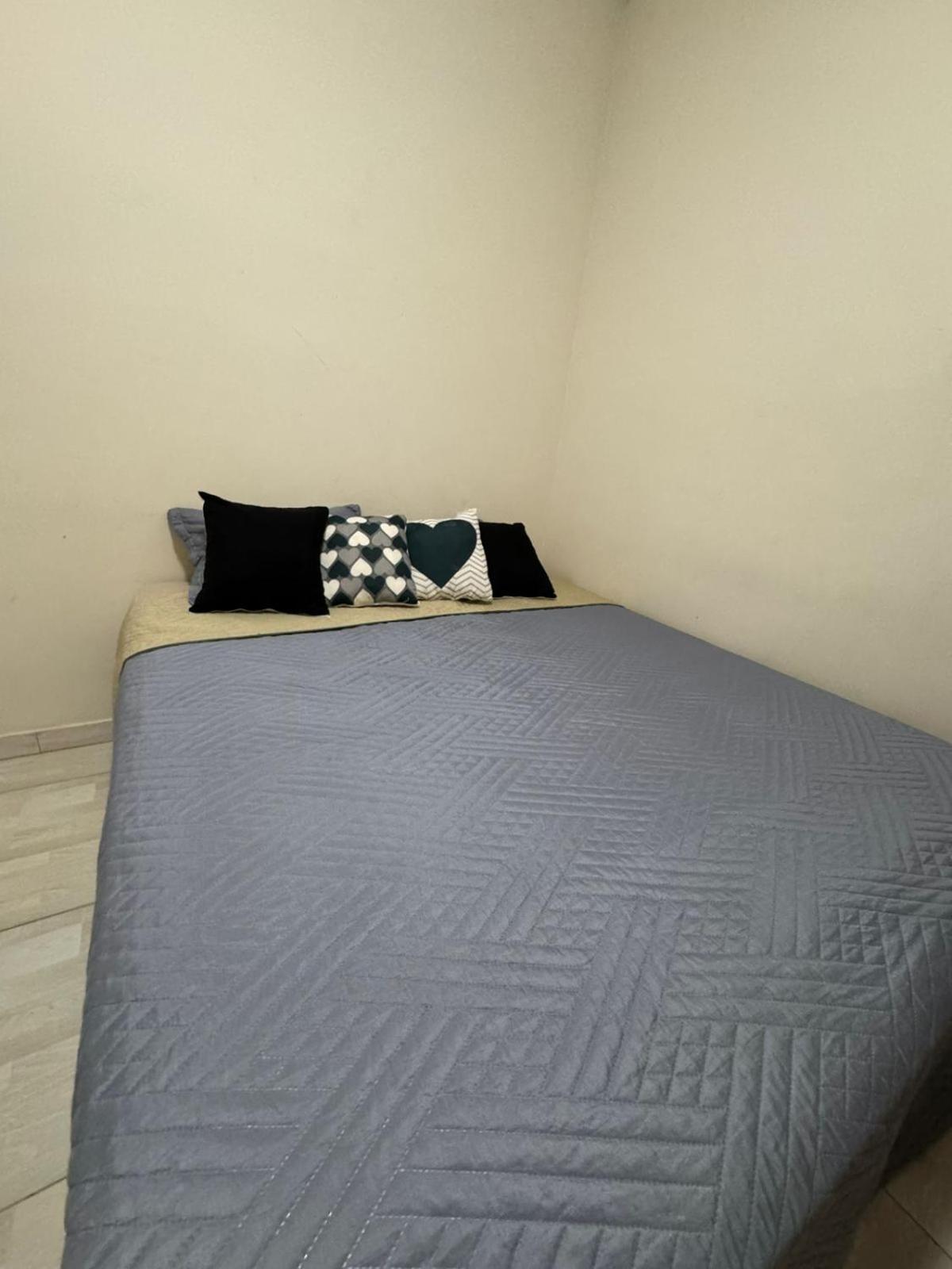 Apartment Apto Confortavel E Completo Em Copacabana- 2 Quartos Com Split E Wifi *