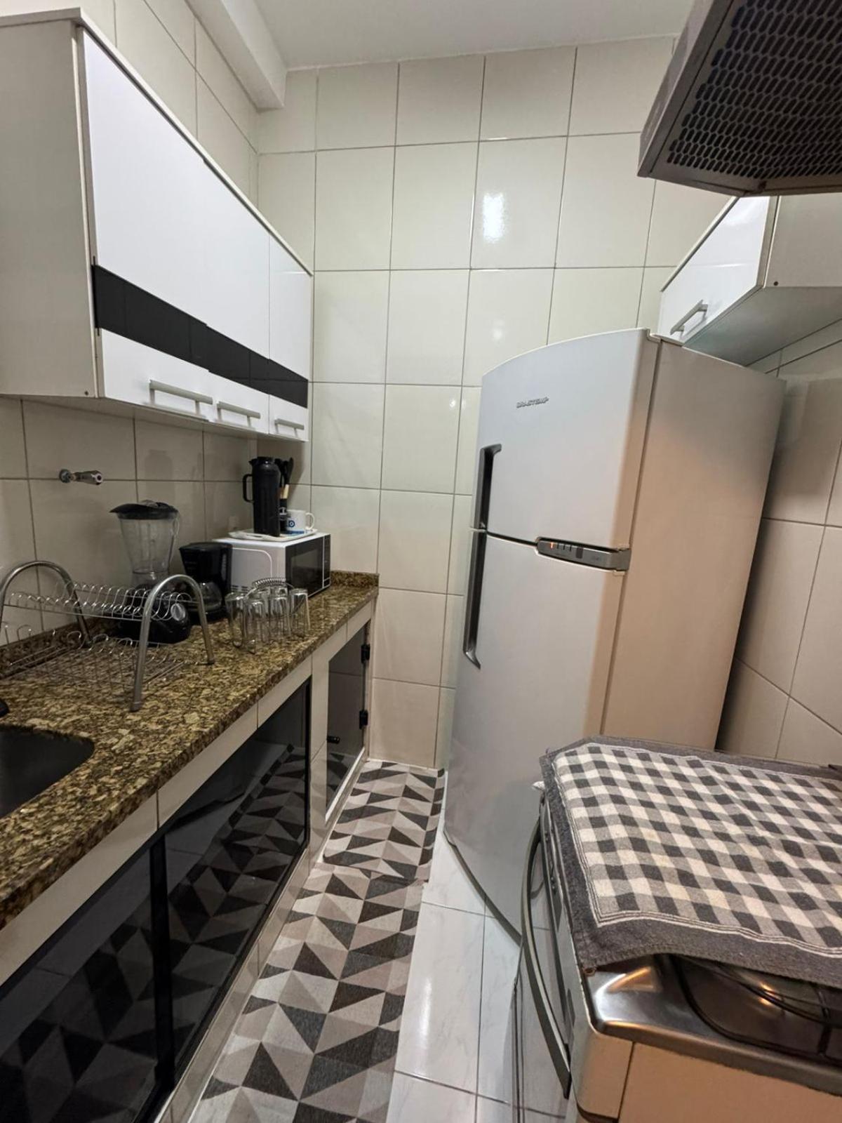 Apartment Apto Confortavel E Completo Em Copacabana- 2 Quartos Com Split E Wifi